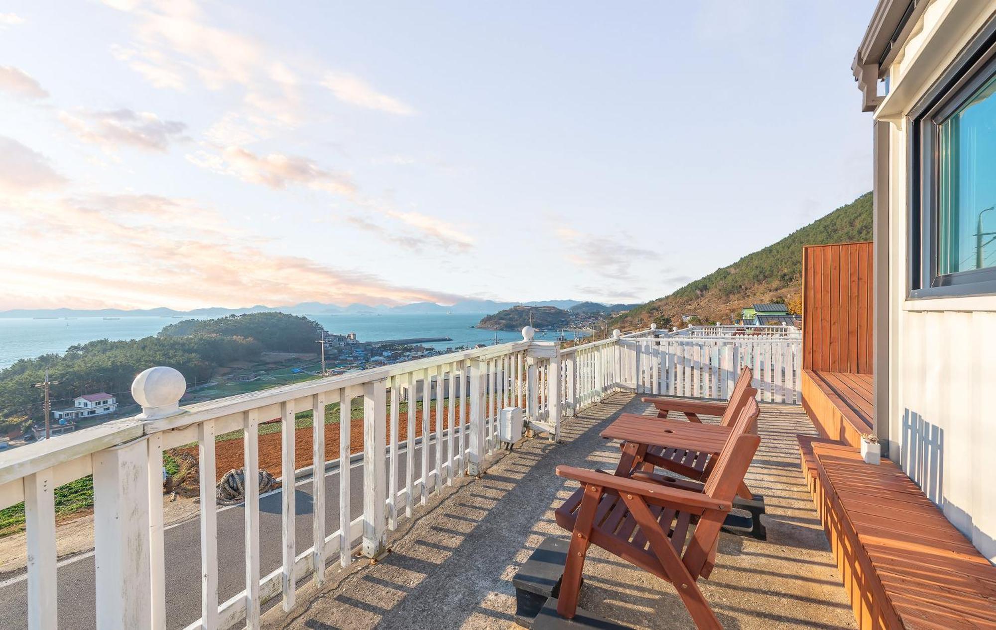 Villa Namhae Whale'S Dream Camera foto